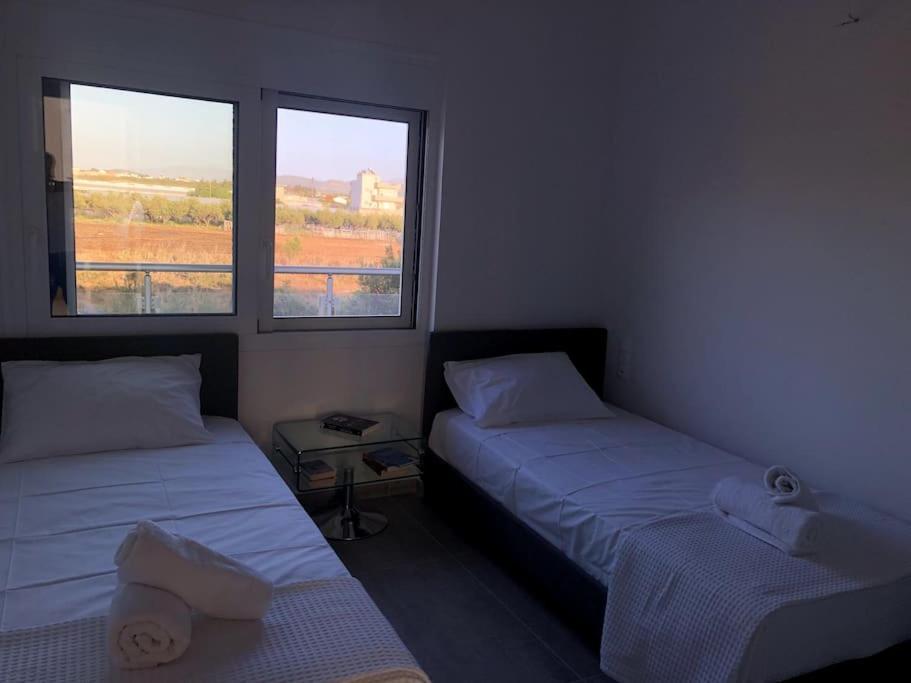 Appartement Eleni à Kokkinos Pirgos Extérieur photo